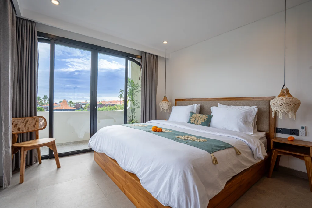 SKY09496-HDR_3_11zon