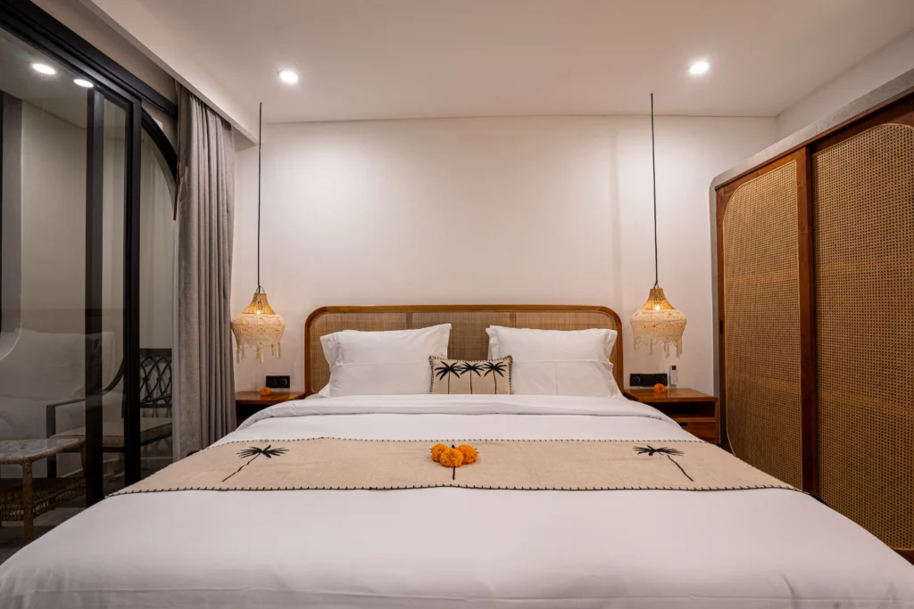 SKY09745-HDR_3_11zon