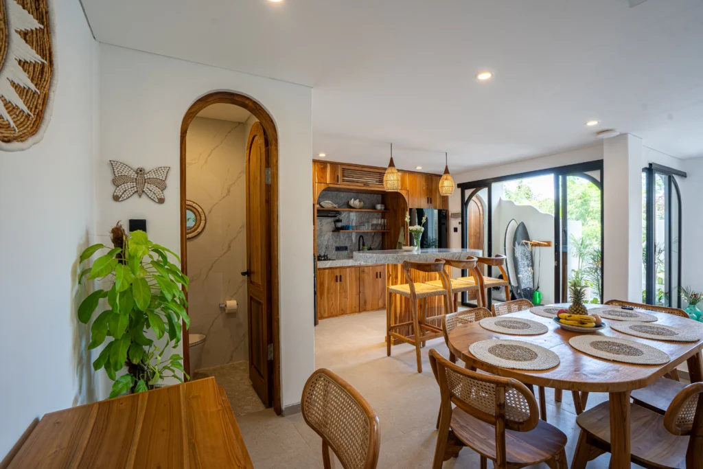 SKY09828-HDR_7_11zon