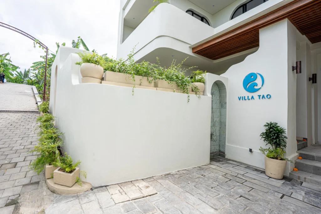 SKY09835-HDR_15_11zon